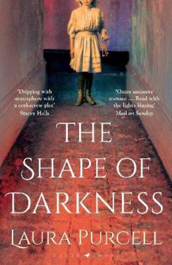 Couverture du livre « THE SHAPE OF DARKNESS » de Laura Purcell aux éditions Bloomsbury