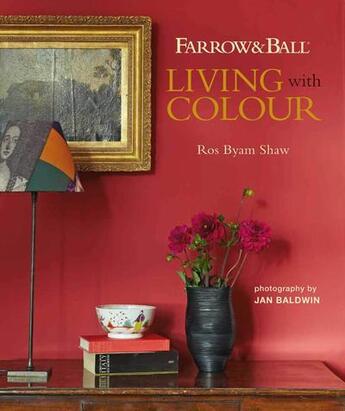 Couverture du livre « Living with colour » de Ros Byam Shaw aux éditions Cico Books