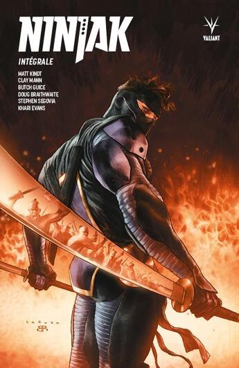 Couverture du livre « Ninjak : Intégrale t.1 à t.5 » de Clay Mann et Matt Kindt et Collectif aux éditions Bliss Comics