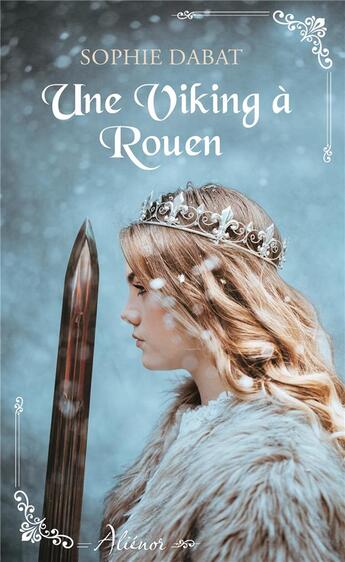 Couverture du livre « Une viking à Rouen » de Sophie Dabat aux éditions Harlequin