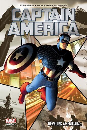 Couverture du livre « Captain America t.1 : réveurs américains » de Alan Davis et Steve Mcniven et Ed Brubaker aux éditions Panini