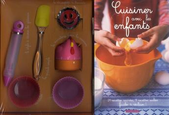 Couverture du livre « Cuisiner avec les enfants ; coffret » de Julie Schwob aux éditions Larousse