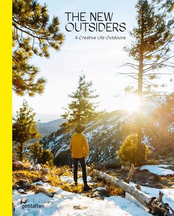 Couverture du livre « The new outsiders ; a creative life outdoors » de Jeffrey Bowman et Collectif aux éditions Dgv