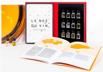 Couverture du livre « Le nez du vin : vini bianchi e champagne ; 12 aromi » de Jean Lenoir aux éditions Jean Lenoir