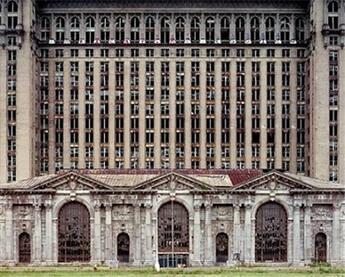 Couverture du livre « Détroit ; vestiges du rêve américain » de Romain Meffre et Yves Marchand aux éditions Steidl