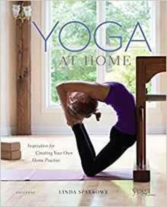 Couverture du livre « Yoga at home » de Sparrowe Linda aux éditions Rizzoli