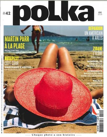 Couverture du livre « Polka n 42 martin parr a la plage - ete 2018 » de  aux éditions Polka