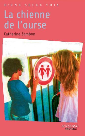 Couverture du livre « La chienne de l'ourse » de Catherine Zambon aux éditions Actes Sud Jeunesse