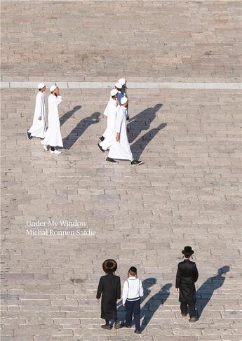 Couverture du livre « Under my window ; Michal Ronnen Safdie » de  aux éditions Powerhouse