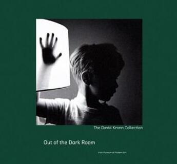 Couverture du livre « Out of the dark room » de Marianne Kelly aux éditions Dap Artbook