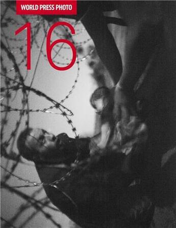 Couverture du livre « World press photo (édition 2016) » de  aux éditions Thames & Hudson