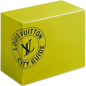 Couverture du livre « Coffret city guide 2022 vert / 15 villes (anglais) » de Collectif/Guerrier aux éditions Louis Vuitton