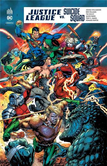 Couverture du livre « Justice League VS Suicide Squad » de  aux éditions Urban Comics