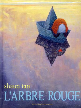 Couverture du livre « L'arbre rouge » de Shaun Tan aux éditions Gallimard-jeunesse