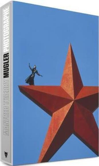 Couverture du livre « Manfred Thierry Mugler, photographe » de Marie Colmant et Manfred Thierry Mugler aux éditions La Martiniere