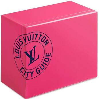 Couverture du livre « Coffret city guide 2022 rose / 15 villes (anglais) » de Collectif/Guerrier aux éditions Louis Vuitton