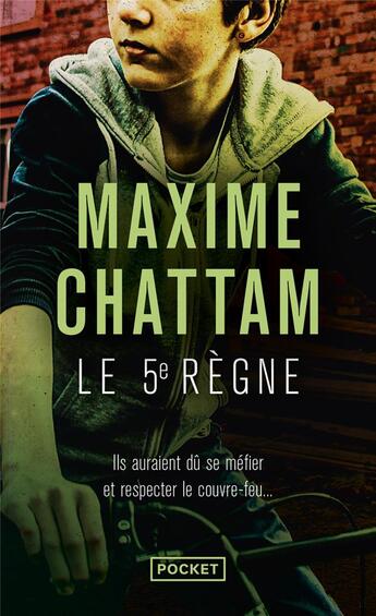 Couverture du livre « Le 5e règne » de Maxime Chattam aux éditions Pocket