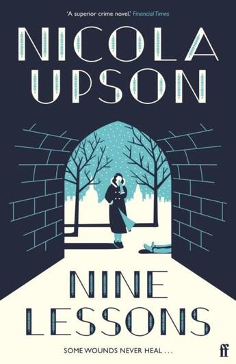 Couverture du livre « Nine lessons » de Nicola Upson aux éditions Faber Et Faber