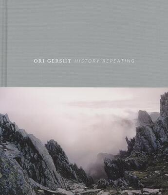 Couverture du livre « History repeating » de Ori Gersht aux éditions Dap Artbook