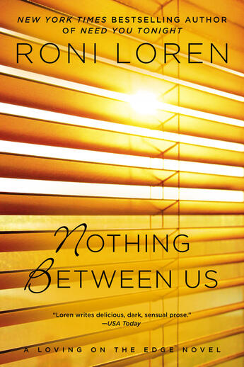 Couverture du livre « Nothing Between Us » de Roni Loren aux éditions Penguin Group Us