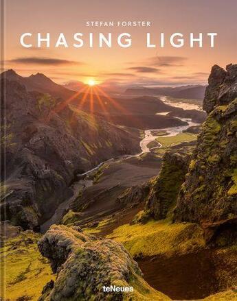 Couverture du livre « Stefan Forster : chasing ligh » de Stefan Forster aux éditions Teneues Verlag