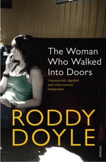 Couverture du livre « The woman who walked into doors » de Roddy Doyle aux éditions Random House Digital