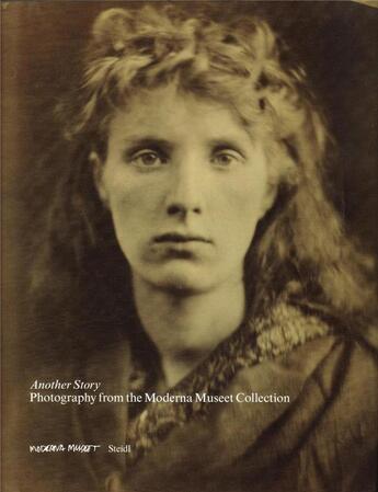 Couverture du livre « Another story photographs from the moderna museet » de Tellgren Anna aux éditions Steidl