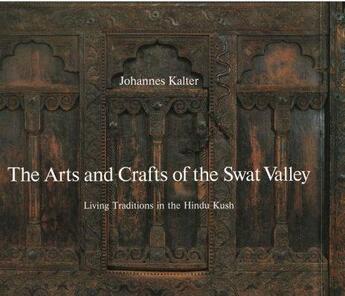 Couverture du livre « Arts crafts swat val » de Kalter Johannes aux éditions Thames & Hudson