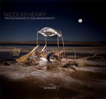 Couverture du livre « The playhouses of our grandparents » de Nicolas Henry aux éditions Actes Sud