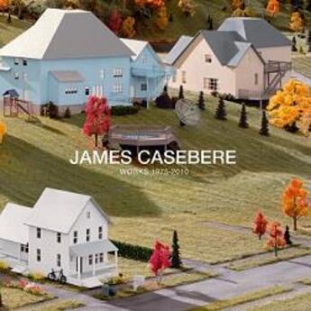 Couverture du livre « James Casebere ; works 1975-2010 » de Okwui Enwezor aux éditions Damiani