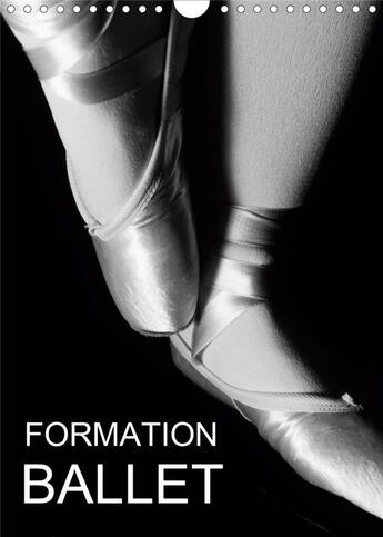 Couverture du livre « Formation ballet calendrier mural 2020 din a4 vertical - photos de cours de ballet et d » de J Ger Anette Th aux éditions Calvendo