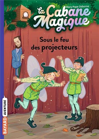 Couverture du livre « La cabane magique Tome 20 : sous le feu des projecteurs » de Mary Pope Osborne aux éditions Bayard Jeunesse