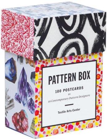 Couverture du livre « Pattern Box 100 Postcards /Anglais » de Textiles Arts Center aux éditions Princeton Architectural