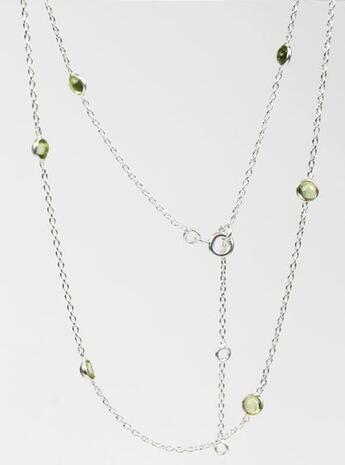 Couverture du livre « Collier en argent 8 pierres serties peridot » de  aux éditions Dg-exodif