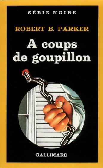 Couverture du livre « À coups de goupillon » de Robert B. Parker aux éditions Gallimard