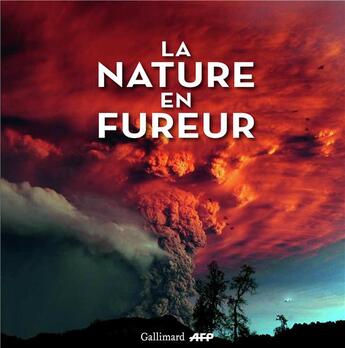 Couverture du livre « GEOguide ; la nature en fureur » de  aux éditions Gallimard-loisirs