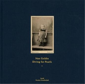 Couverture du livre « Nan goldin diving for pearls » de Nan Goldin aux éditions Steidl