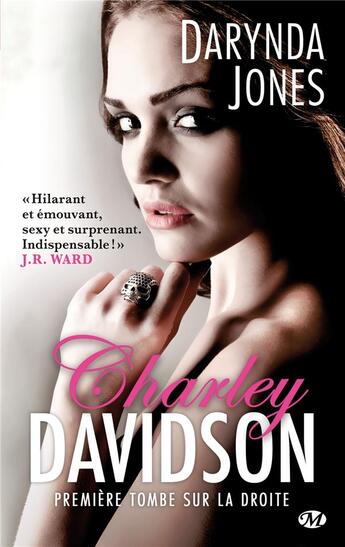 Couverture du livre « Charley Davidson Tome 1 : première tombe sur la droite » de Darynda Jones aux éditions Milady