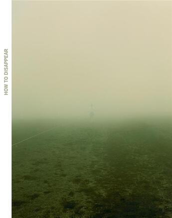 Couverture du livre « How to disappear » de Stephane Ibars aux éditions Actes Sud