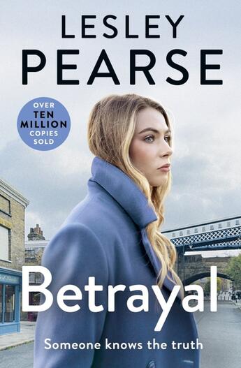 Couverture du livre « BETRAYAL » de Lesley Pearse aux éditions Michael Joseph