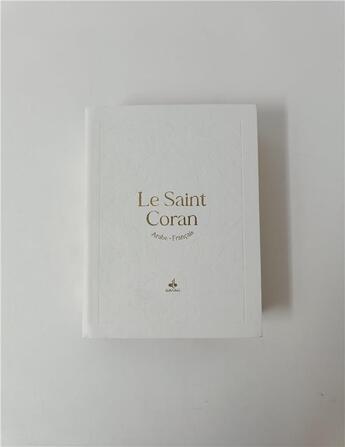 Couverture du livre « Saint coran - bilingue (arabe,francais) - poche (10x14) - blanc - dorure » de Revelation aux éditions Albouraq