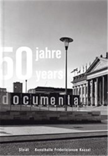 Couverture du livre « Archive in motion 50 years documenta » de Glasmeier Stengel aux éditions Steidl