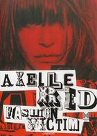 Couverture du livre « Axelle Red ; fashion victim » de Didier Vervaeren et Kenneth Ramaekers aux éditions Lannoo