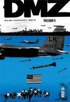 Couverture du livre « DMZ : Intégrale vol.4 » de Riccardo Burchelli et Brian Wood aux éditions Urban Comics