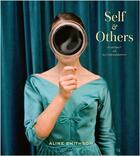 Couverture du livre « Aline smithson self & others » de Sinsheimer Karen aux éditions Thames & Hudson