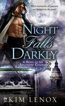 Couverture du livre « Night Falls Darkly » de Lenox Kim aux éditions Penguin Group Us