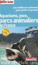 Couverture du livre « GUIDE PETIT FUTE ; THEMATIQUES ; parcs animaliers (édition 2015) » de  aux éditions Le Petit Fute