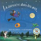 Couverture du livre « La sorciere dans les airs - livre anime » de Julia Donaldson aux éditions Gallimard-jeunesse
