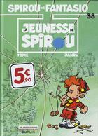 Couverture du livre « Spirou et Fantasio Tome 38 : la jeunesse de Spirou » de Tome et Janry aux éditions Dupuis