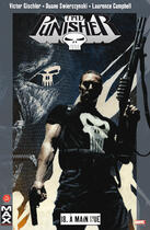 Couverture du livre « Punisher t.18 : à main nue » de Duane Swierczynski et Victor Gischler aux éditions Panini